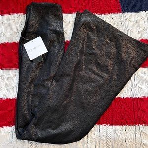 NWT Beyond Yoga SoftShine Flare Pant